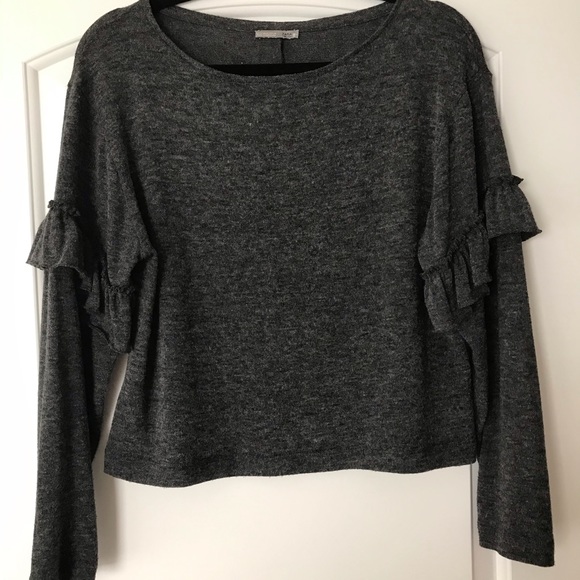 Zara Sweaters - ZARA sweater Ruffle sleeve. Gray crew neck Med